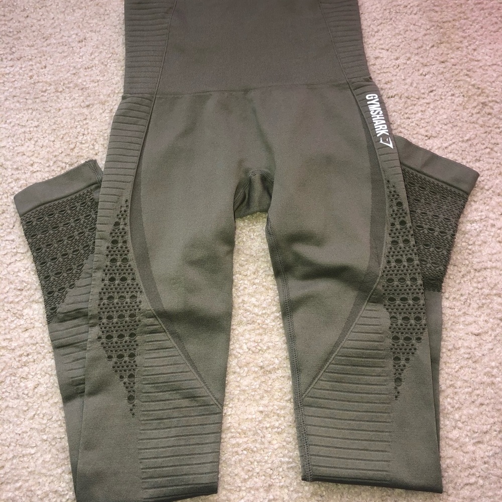 GYMSHARK LEGGINGS XS